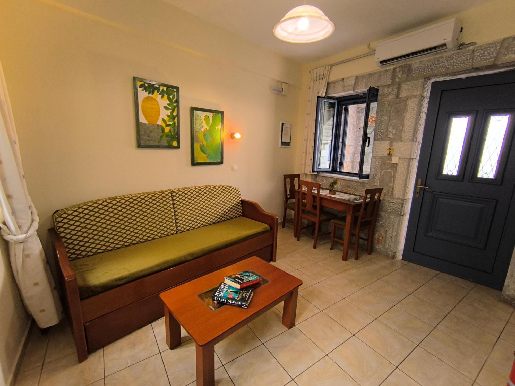 Taletos Apartments 斯陶帕 外观 照片